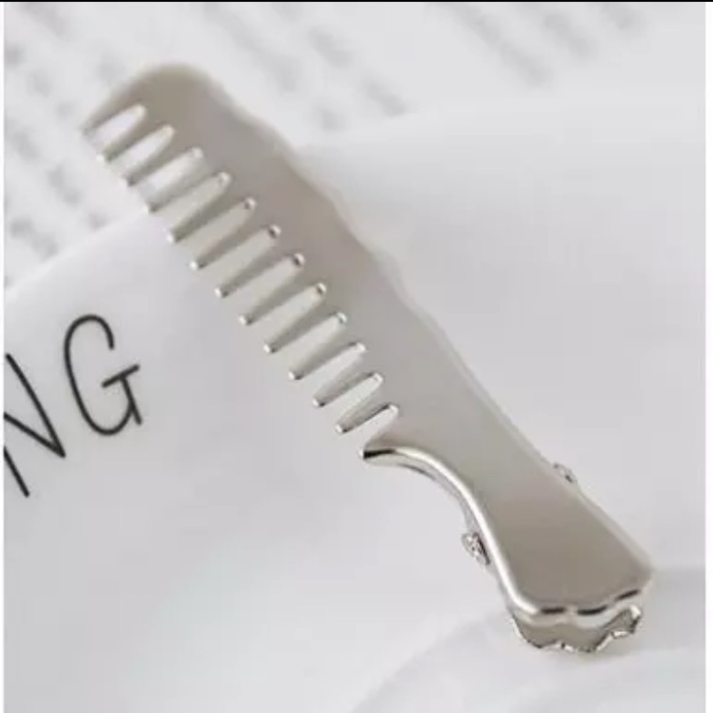 ⚜️[𝟯/$𝟭𝟴]⚜️Comb Silver Simple Hair Clip NEW - Picture 2 of 10